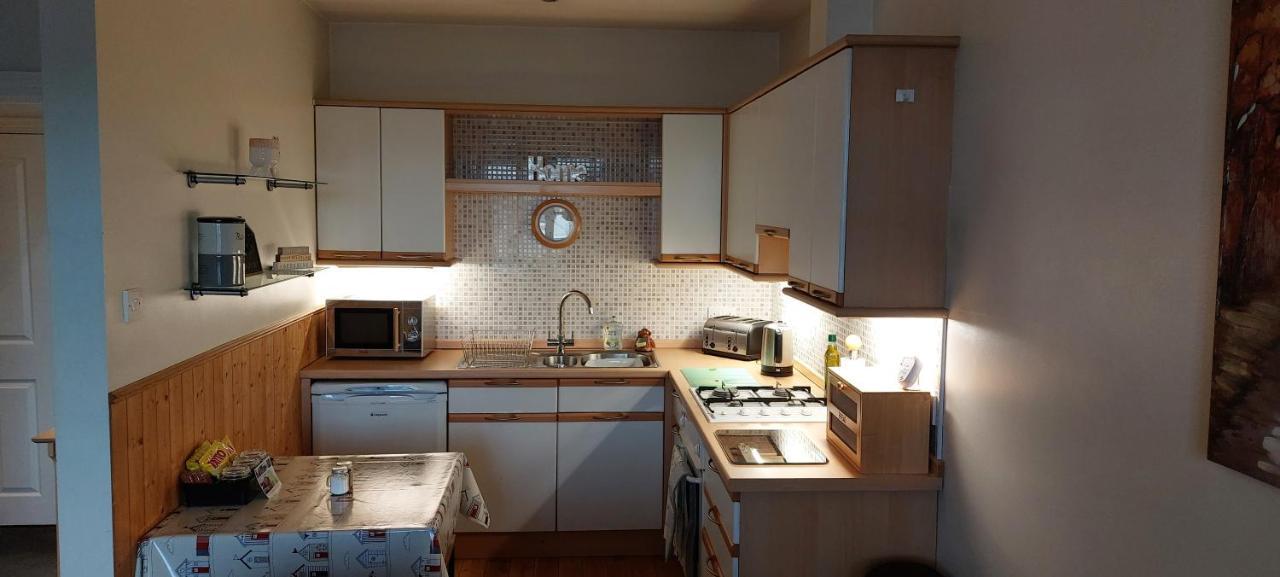 The Lighthouse Loft Apartamento Whitehead Exterior foto